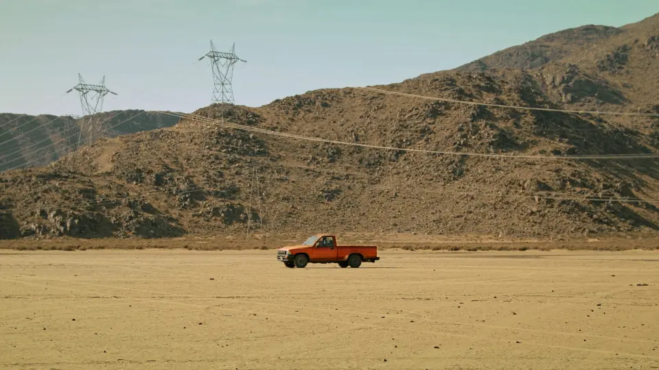 EDGE TO EDGE — still 17